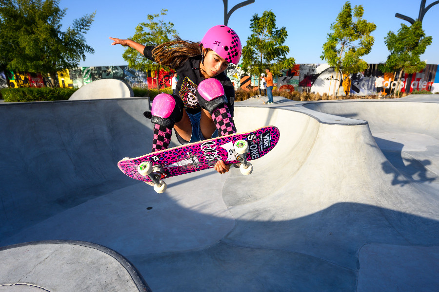 14-Year-Old Arisa Trew Makes History: Youngest Australian Olympic Gold Medalist in Skateboarding