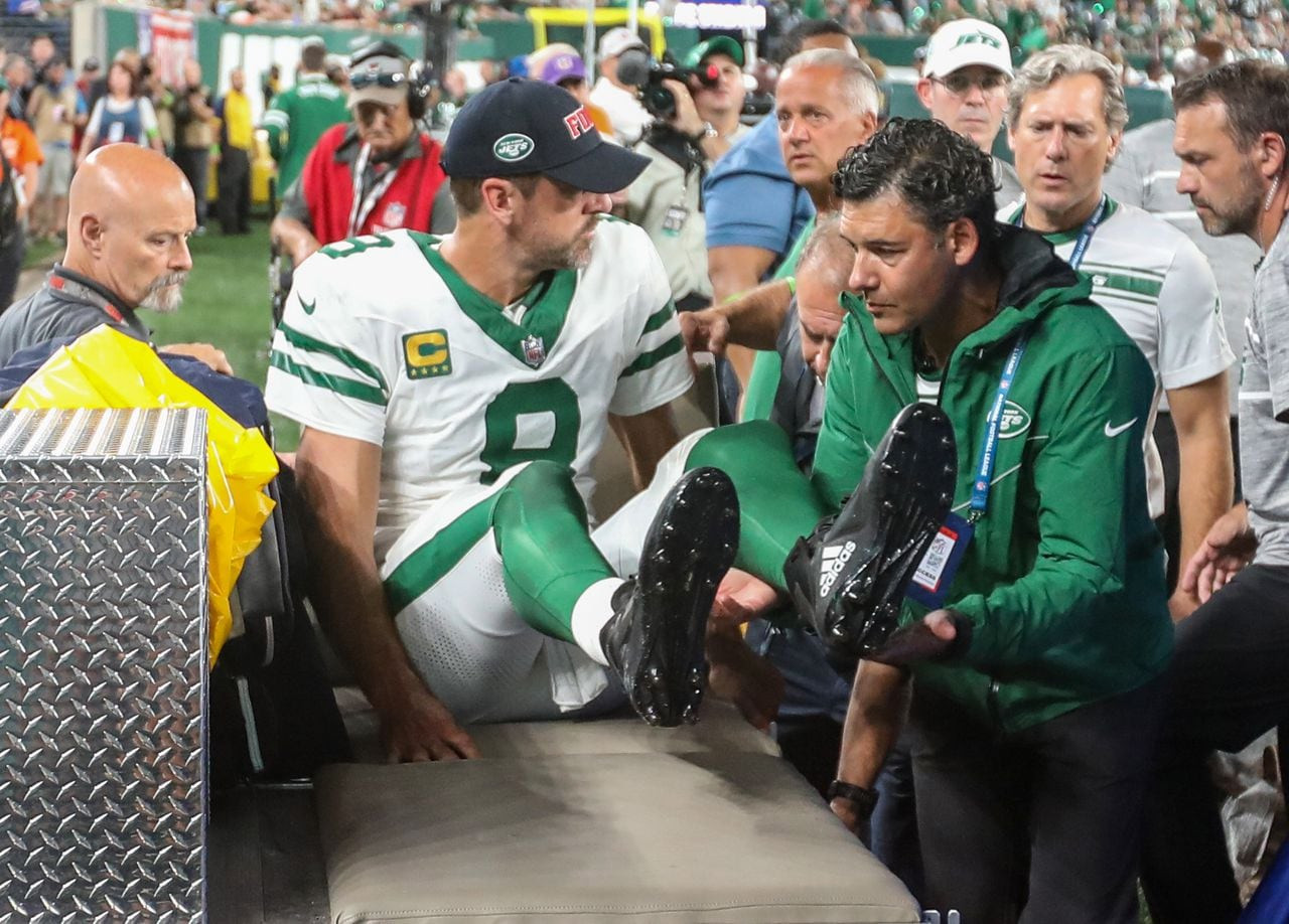 Aaron Rodgers Achilles Still Ailing Despite Jets' 24-3 Demolishing Of Patriots