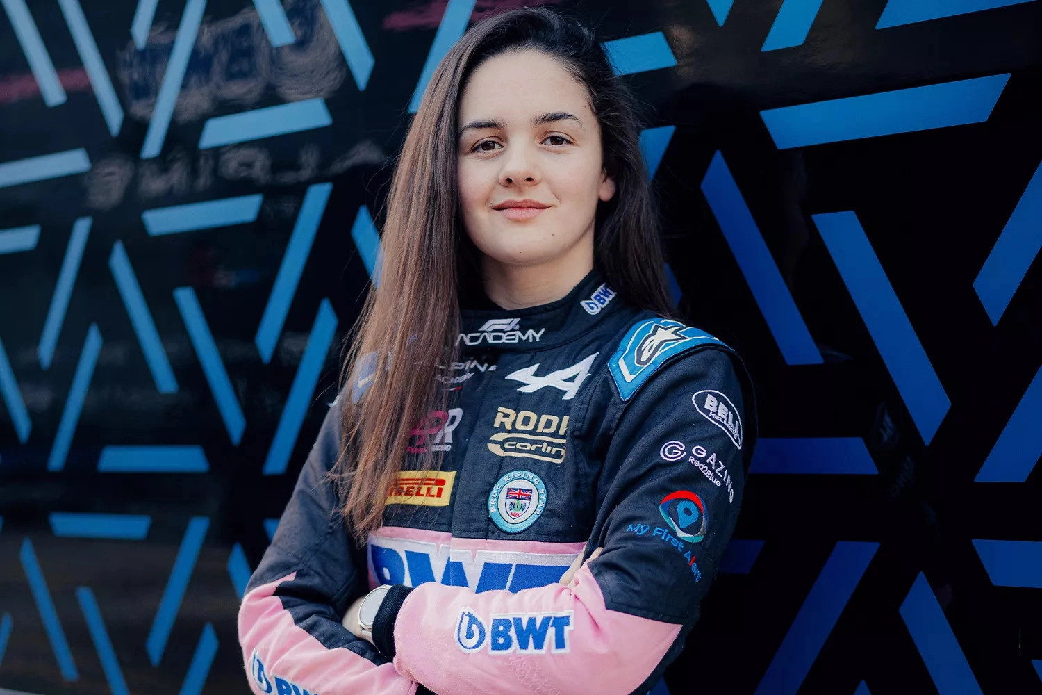 Abbi Pulling Dominates F1 Academy Qualifying in Singapore, Securing Double Pole Position