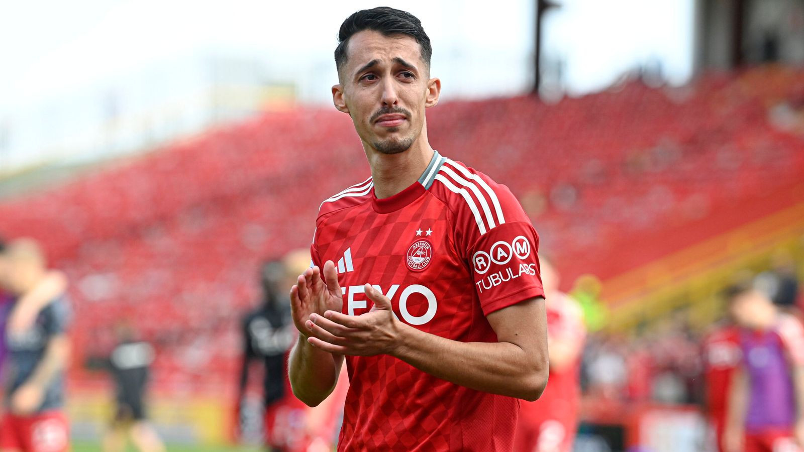 Aberdeen's Miovski: 'I Will Always Be Grateful To The Fans Who Made My Dream Come True'