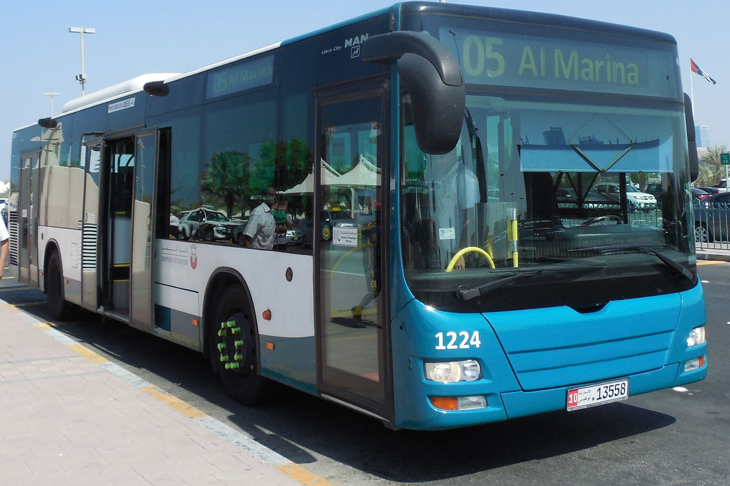 Abu Dhabi Launches Green Bus Service: A Step Towards Sustainable Public Transport