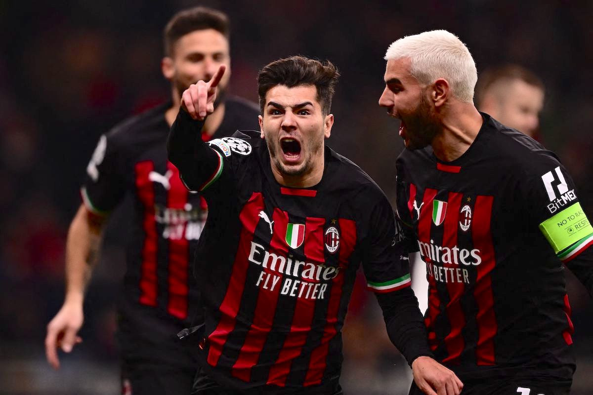 AC Milan's Late Derby Win: Gabbia's Header Sends Rossoneri Fans Wild