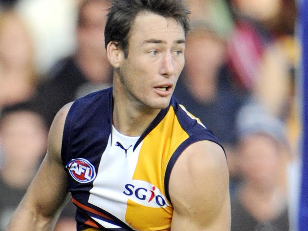 AFL World Mourns: West Coast Eagles Premiership Star Adam Hunter Dies at 43