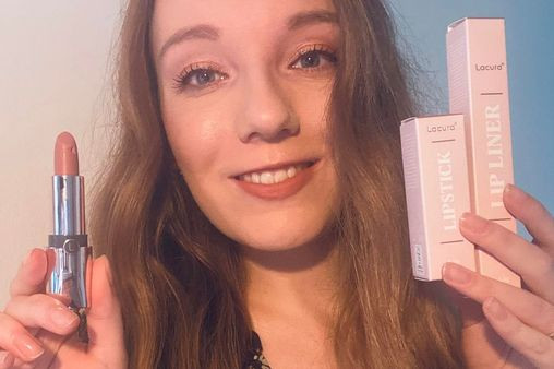 Aldi's New Lacura Collagen Lip Oil Is A Charlotte Tilbury Dupe For Just £2.99