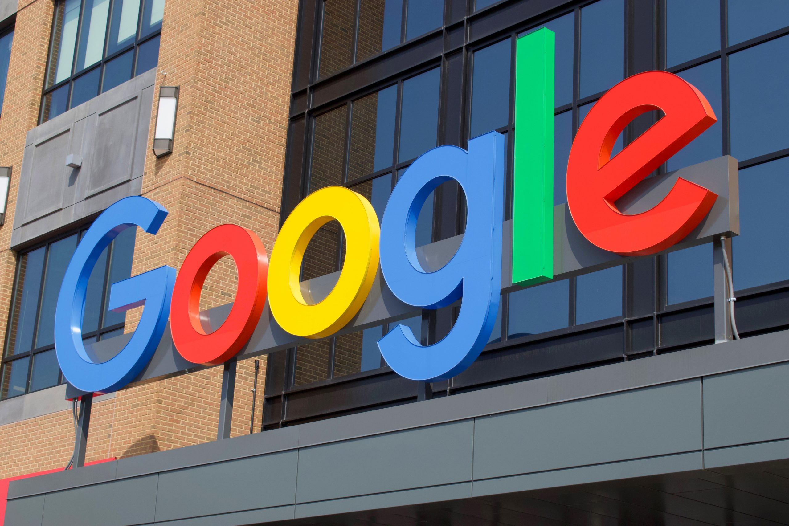 Alphabet Inc. (GOOGL) Stock: Institutional Investors' Massive Investments Reveal a Hidden Secret!