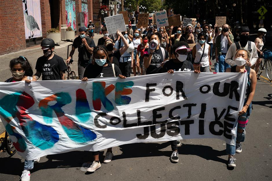 Amazon Faces Historic Nationwide Strike: Thousands of Workers Walk Out During Holiday Rush