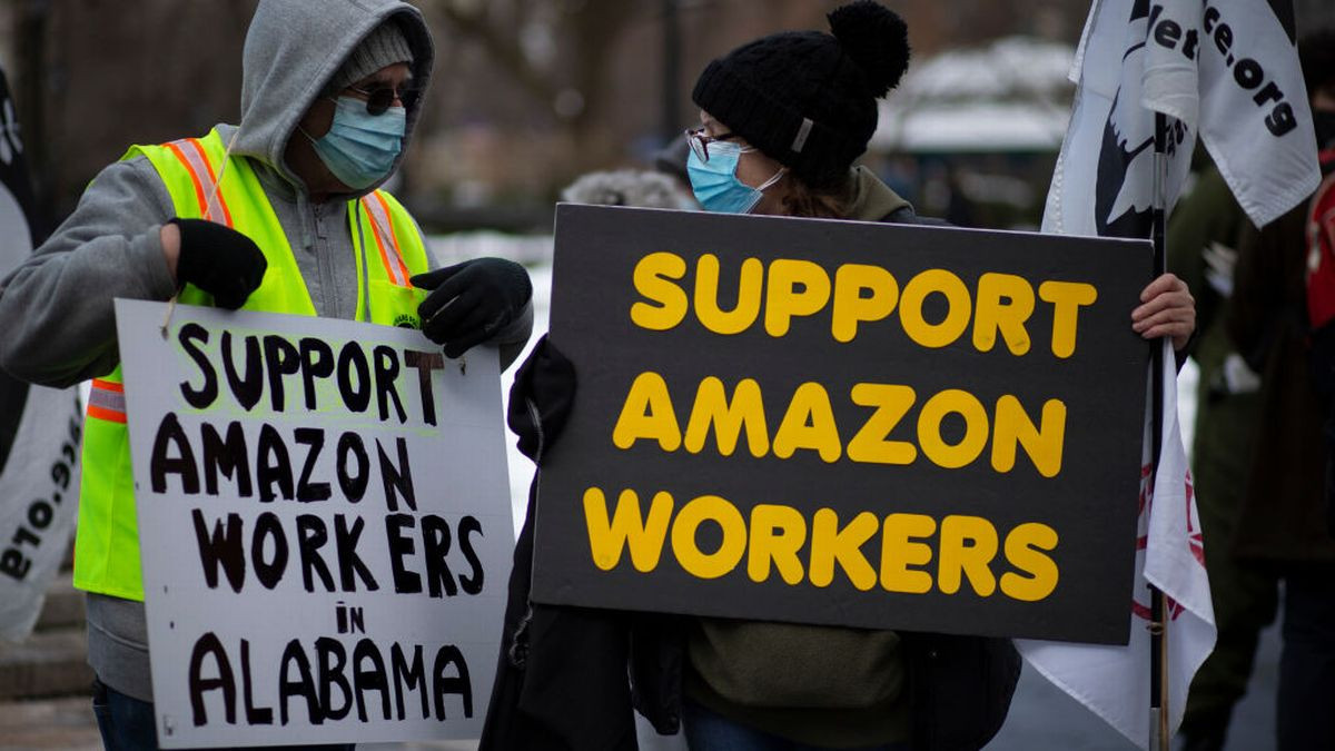 Amazon Strike: Will Holiday Deliveries in Canada Be Affected?