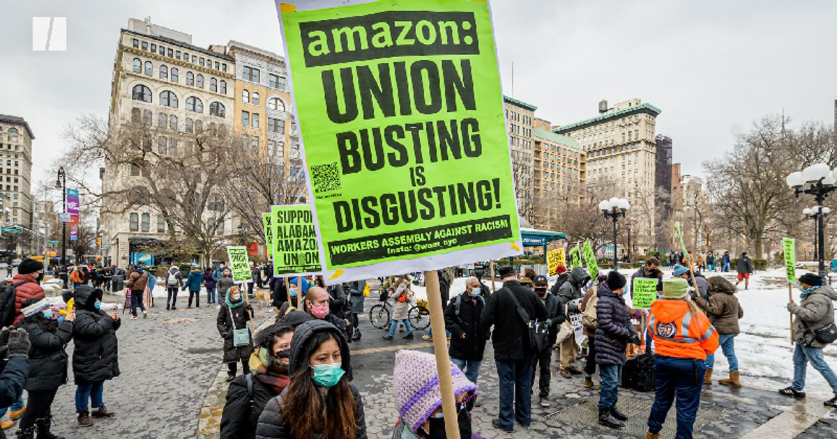 Amazon's Shocking Quebec Exodus: 1,700 Job Losses & a Union Busting Scandal?