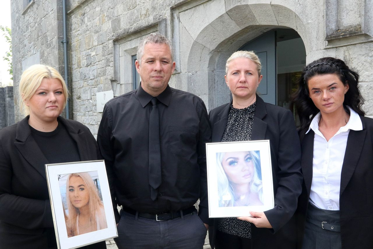 Aoife Johnston's Family Refuses to Meet HSE Chief Until Full Report on Her Death is Published