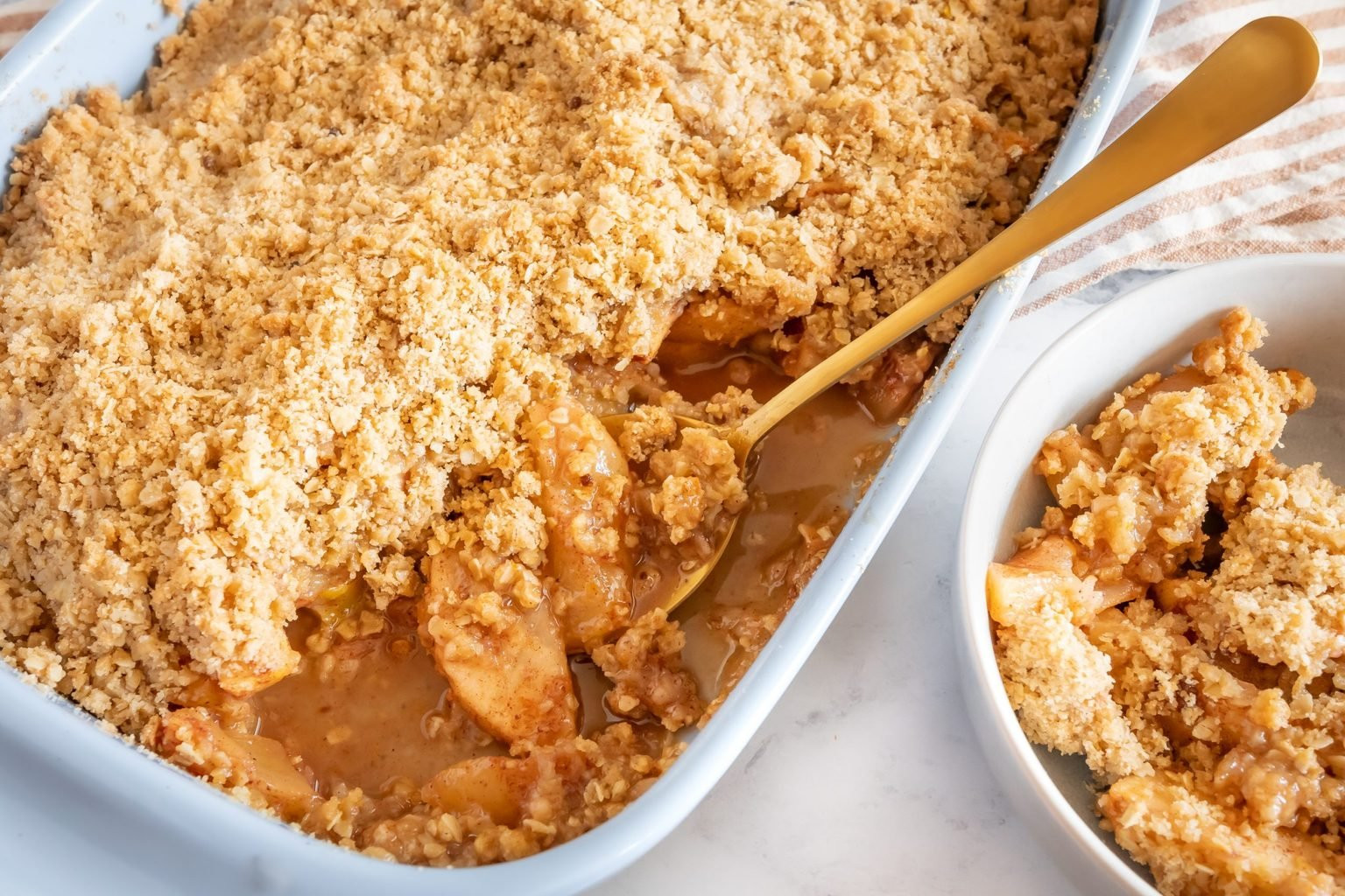 Apple Crisp Core: The Cozy Autumn Trend Taking Over Homes