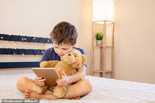 Are Smartphones Really Rewiring Our Kids' Brains? Experts Weigh In on the Loneliness Epidemic