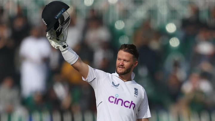 Astonishing! Young Gun Bethell Slams Fifty, Defying O’Rourke's Fury in Thrilling Hamilton Test