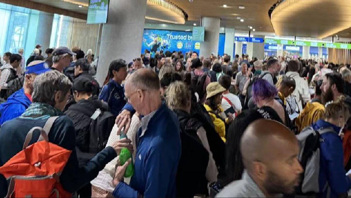 Auckland Airport Chaos: Security Breach Creates Massive Delays and Flight Cancellations