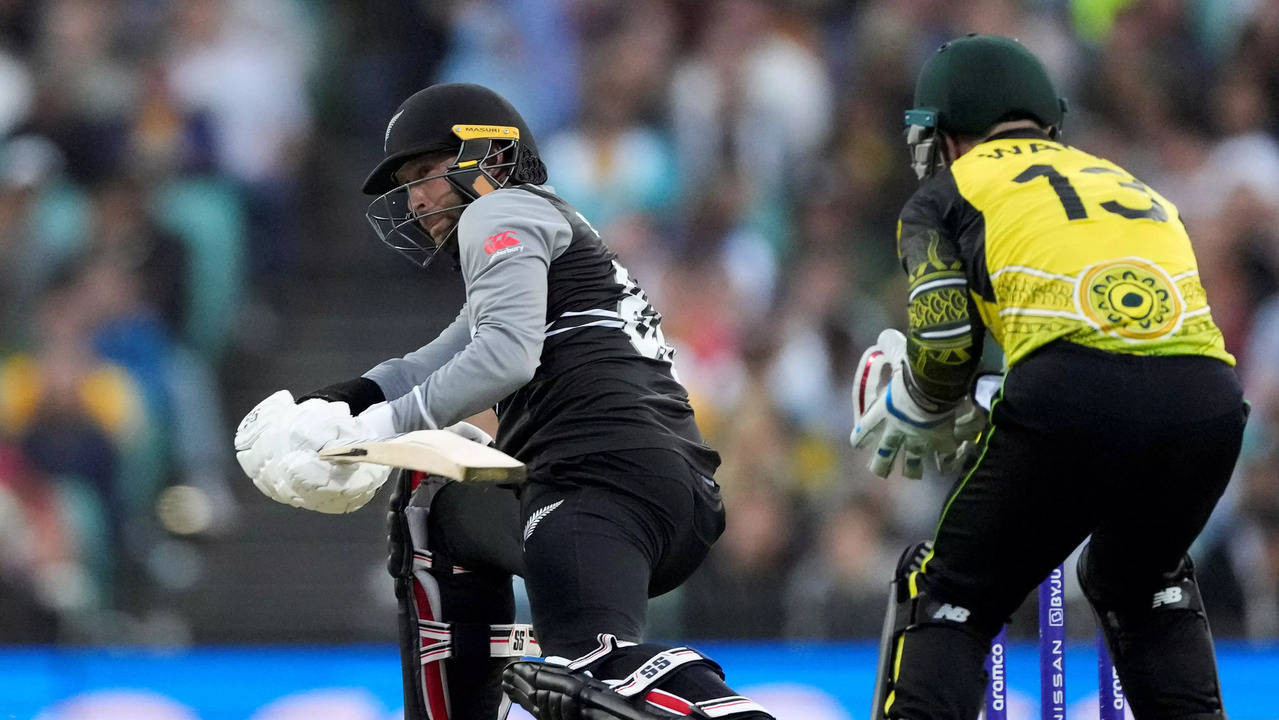 Australia Breaks World Record in Crushing T20 Victory Over Scotland: 80 Runs in 25 Balls!