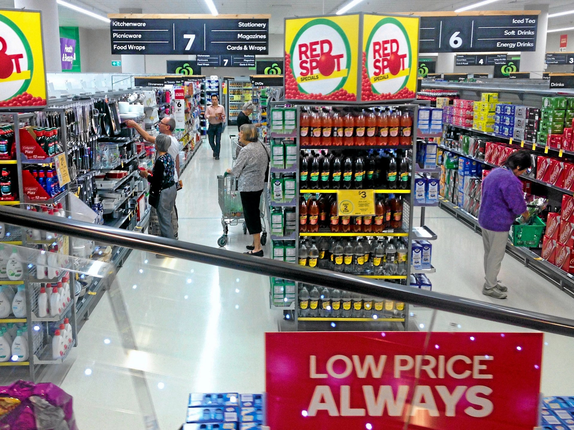 Australian Inflation Falls to Lowest Level in Three Years, but Rate Cuts Unlikely Yet