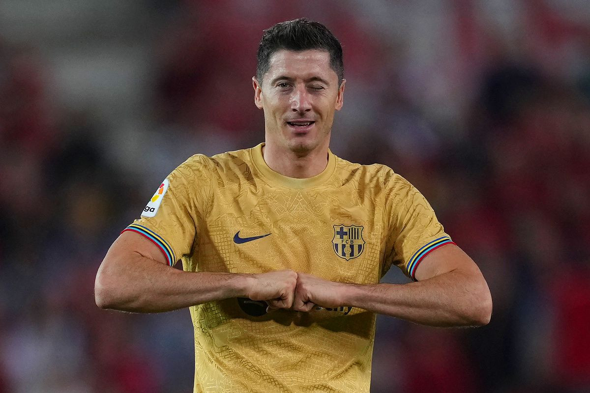 Barcelona's Shock Lineup Change: Lewandowski Benched for Crucial Mallorca Clash!