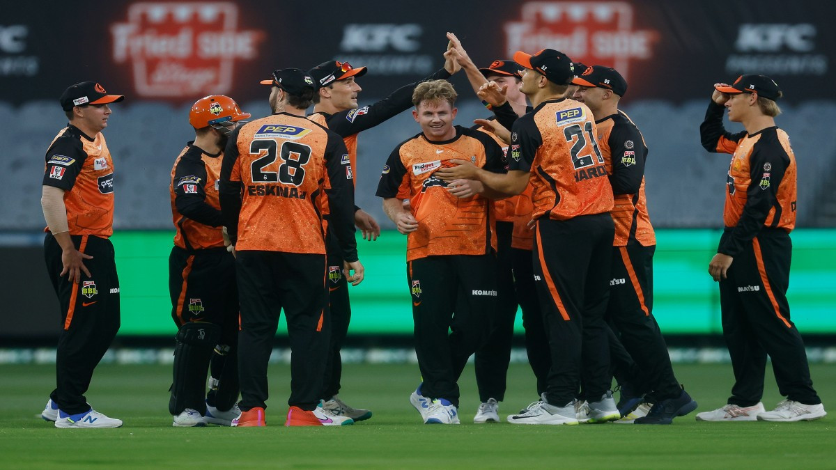 BBL14 Opener: Perth Scorchers vs Melbourne Stars – A Clash of Titans!