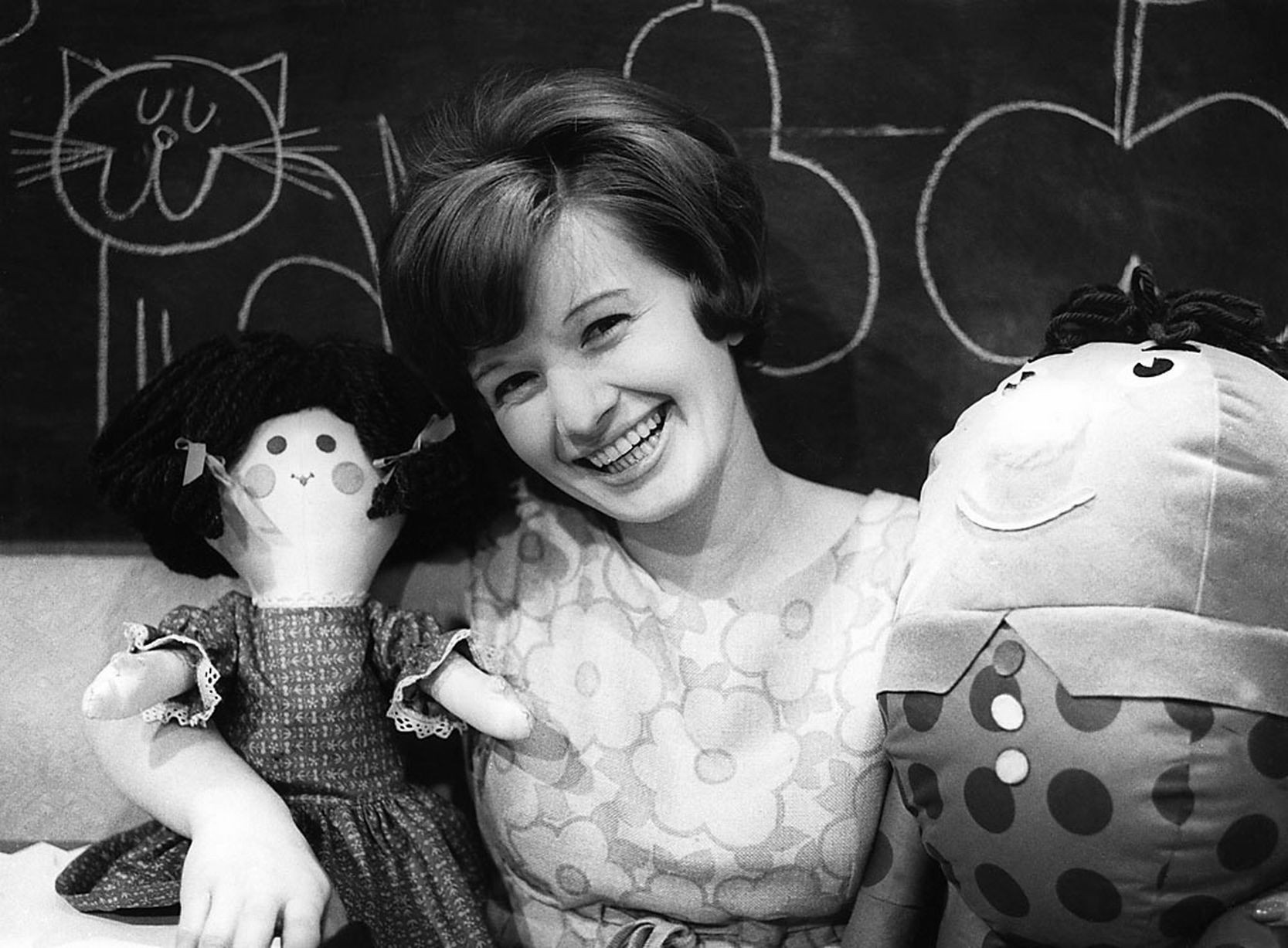 Beloved Actress Julie Stevens, Star of 'Carry On' and 'Play School', Dies at 87