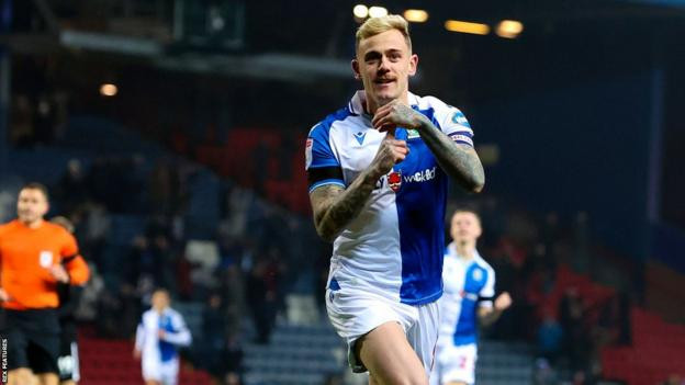 Blackburn Rovers Boss Frustrated by Szmodics Transfer Saga: Will He Stay or Go?