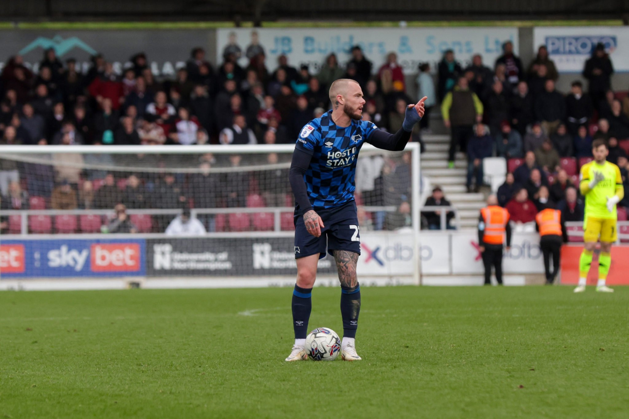 Blackpool's Comeback Draw Against Wycombe: Keogh Worried About Mistakes Costing Tangerines