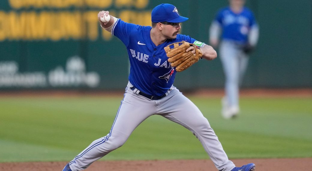 Blue Jays Bats Ignite, Explode for Six Runs in First Inning Against Phillies