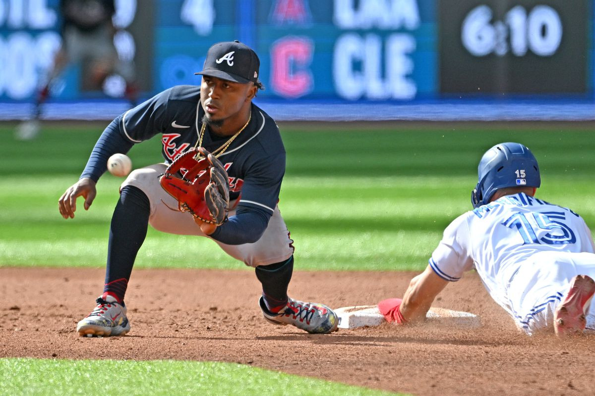 Blue Jays Soar Past Braves, Sending Atlanta Out of Playoff Picture