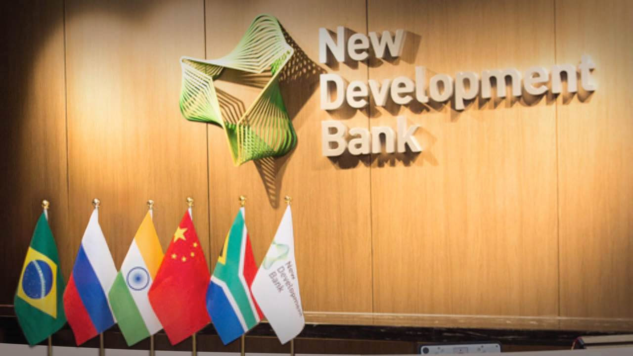 BRICS Bank: A Lifeline for Zimbabwe? Expert Argues for NDB Over IMF