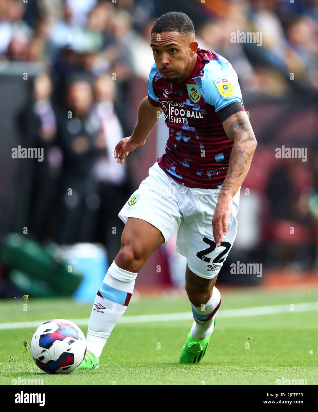 Burnley Defender Vitinho Set to Join Botafogo: €8 Million Transfer Fee Agreed