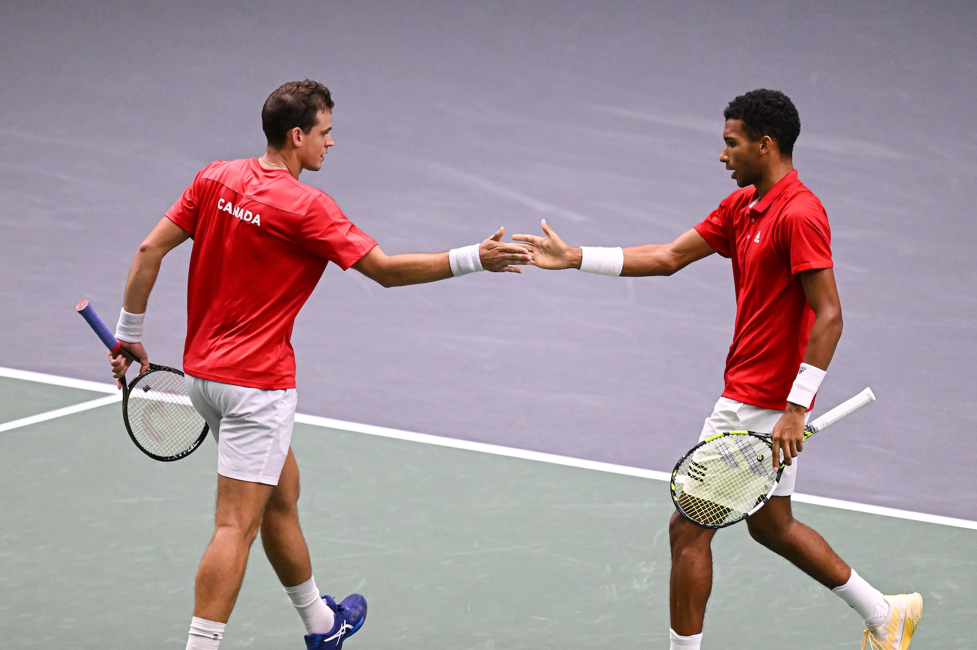 Canada Defeats Argentina in Davis Cup Opener: Shapovalov and Auger-Aliassime Lead the Way