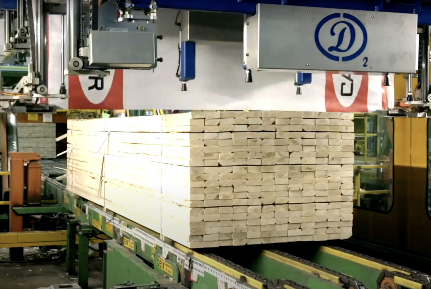 Canfor Shuts Down Two B.C. Sawmills, Blaming US Tariffs and Timber Access