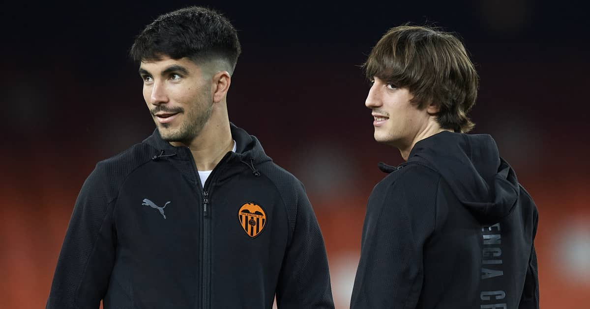 Carlos Soler Joins West Ham: Can He Rekindle His Valencia Magic in the Premier League?