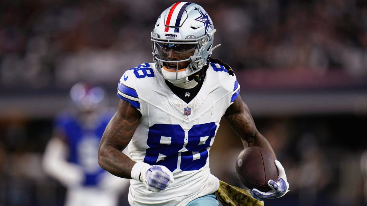 CeeDee Lamb's Holdout Ends: Cowboys Sign Receiver To Record-Breaking $136 Million Deal