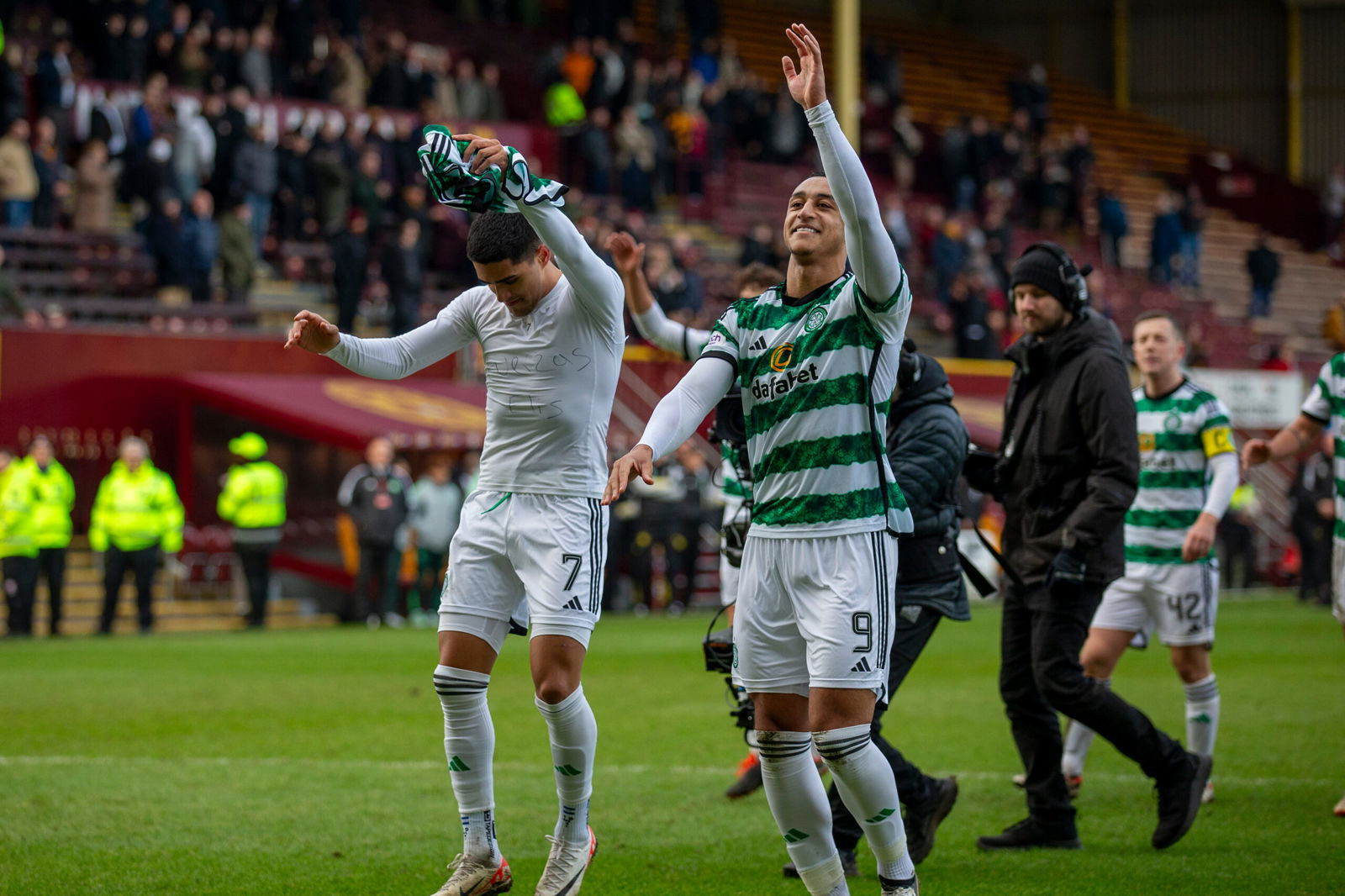 Celtic in Advanced Talks for Adam Idah: A £6 Million Transfer Saga Nears Its End