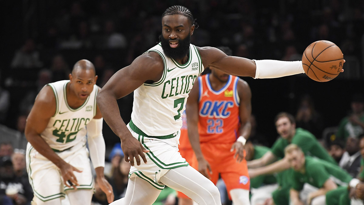 Celtics' Jaylen Brown Dealing With Lingering Hip Flexor Injury, Could Miss Multiple Games