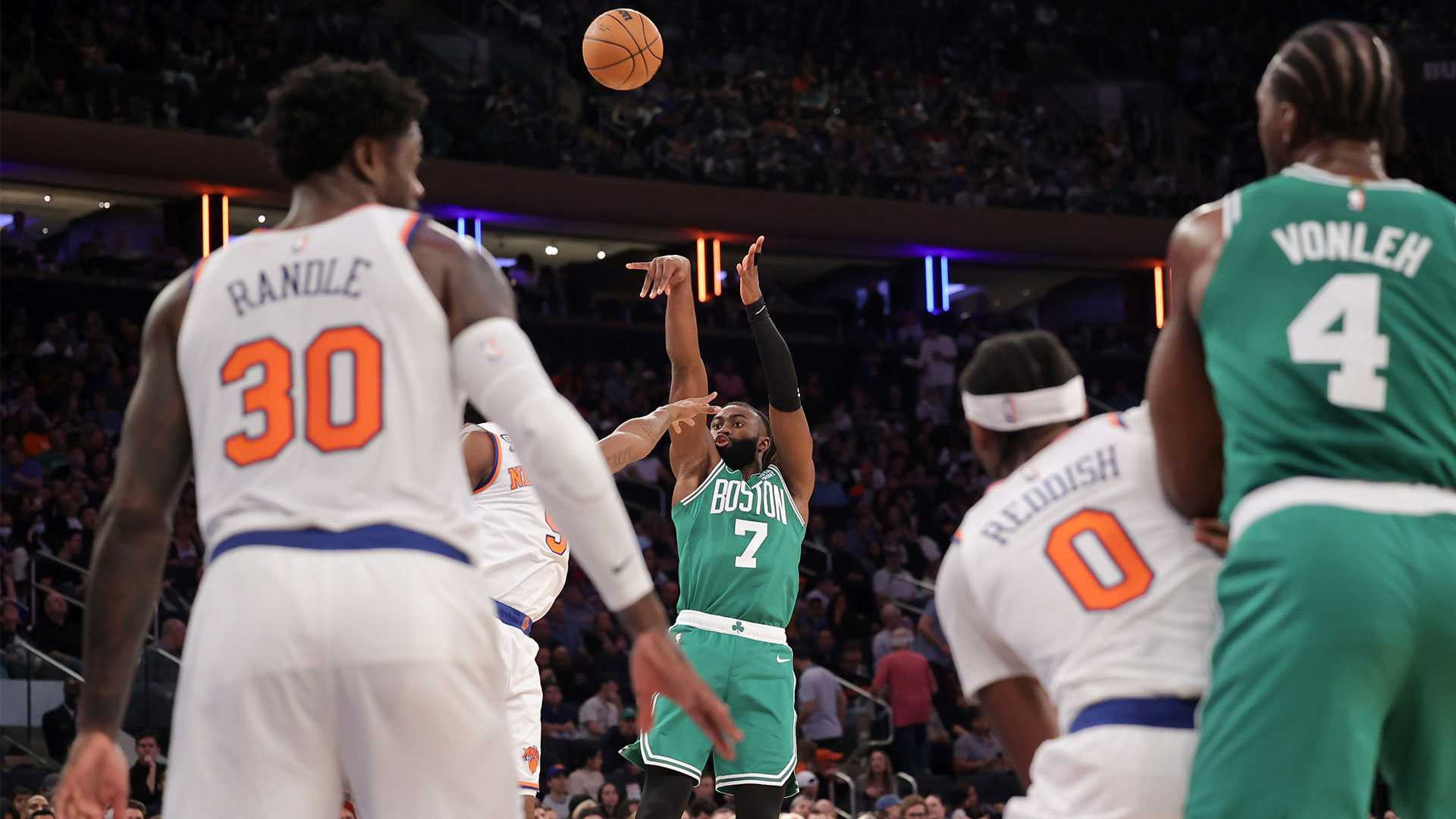 Celtics Tie NBA Record With 29 3-Pointers in Season-Opening Win Over Knicks