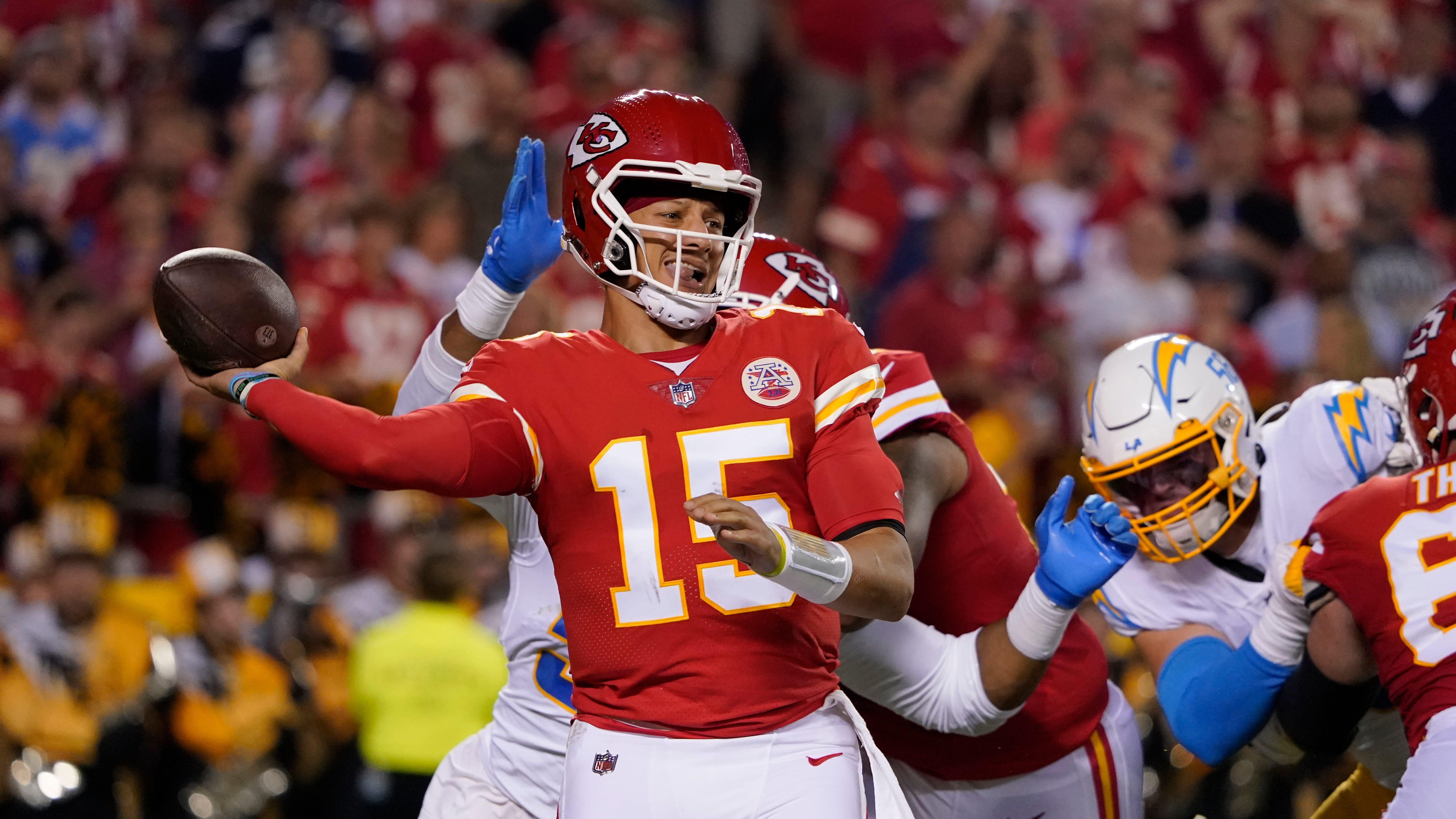 Chargers Shock Chiefs in Thrilling Sunday Night Showdown: Herbert's Heroics & Late-Game Drama!