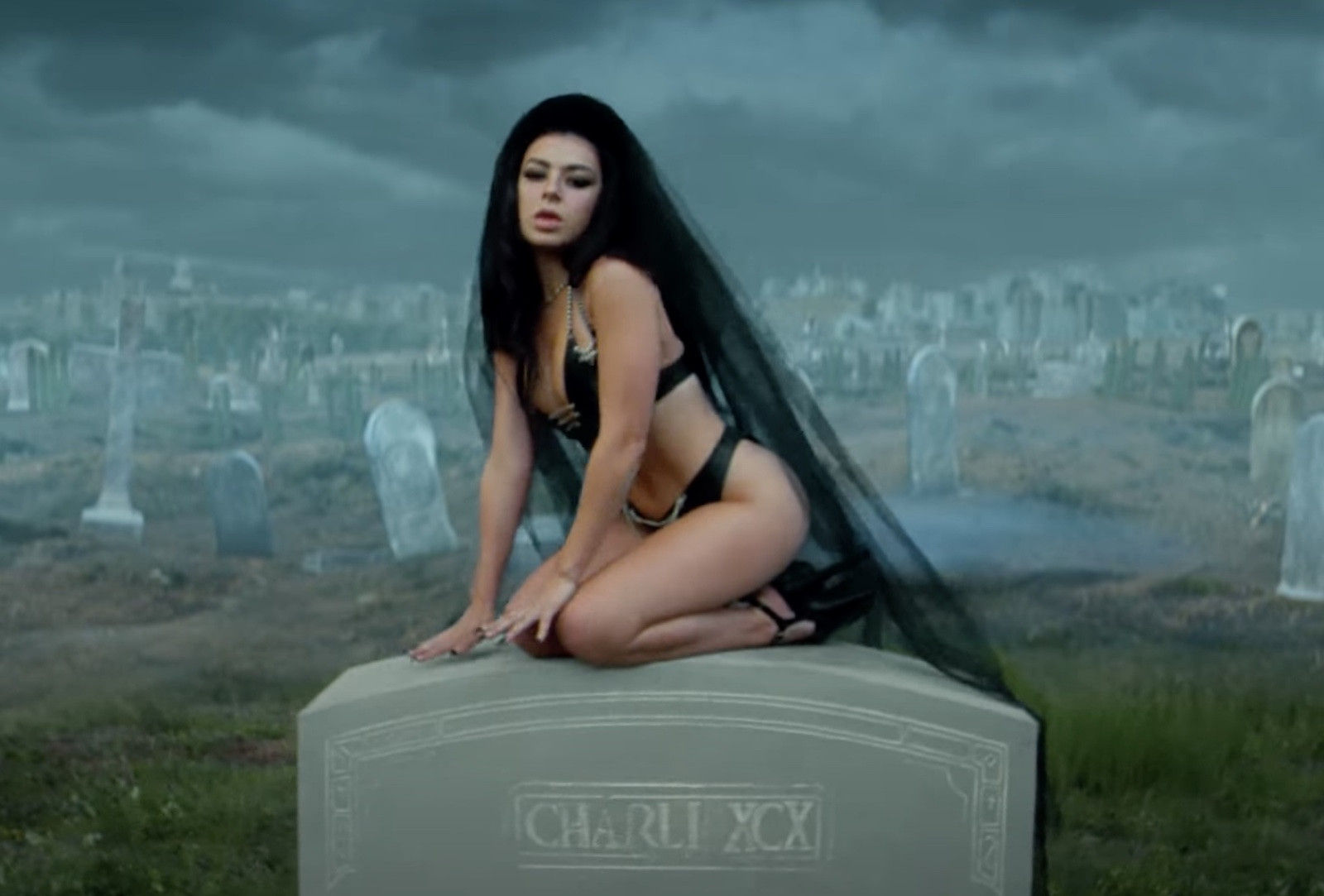 Charli XCX's '360' Soars to Top 10 on Pop Radio Chart: See Full Chart