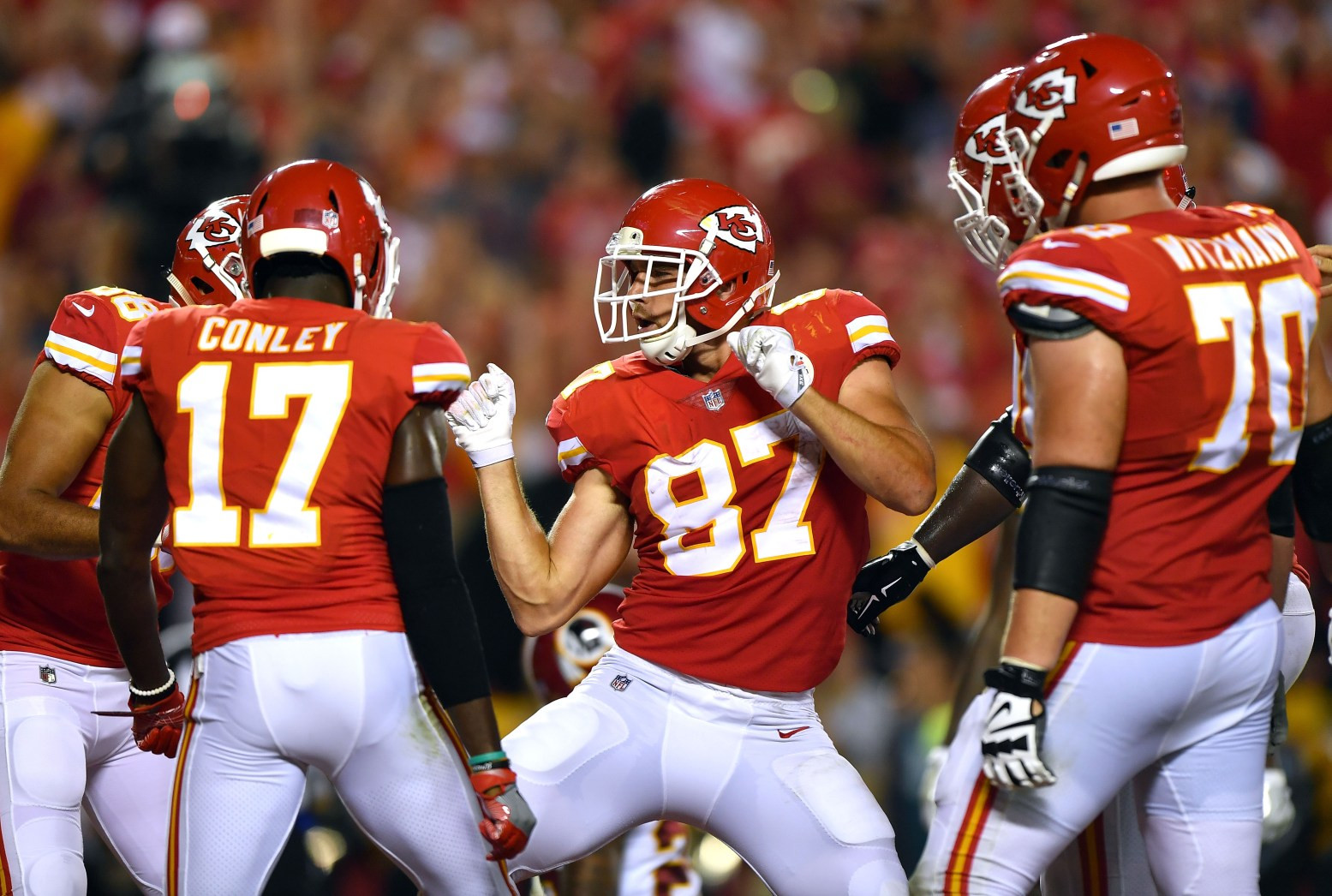 Chiefs Remain Undefeated After Dominant Win Over Saints: Smith-Schuster Shines, Hunt Takes Over Backfield