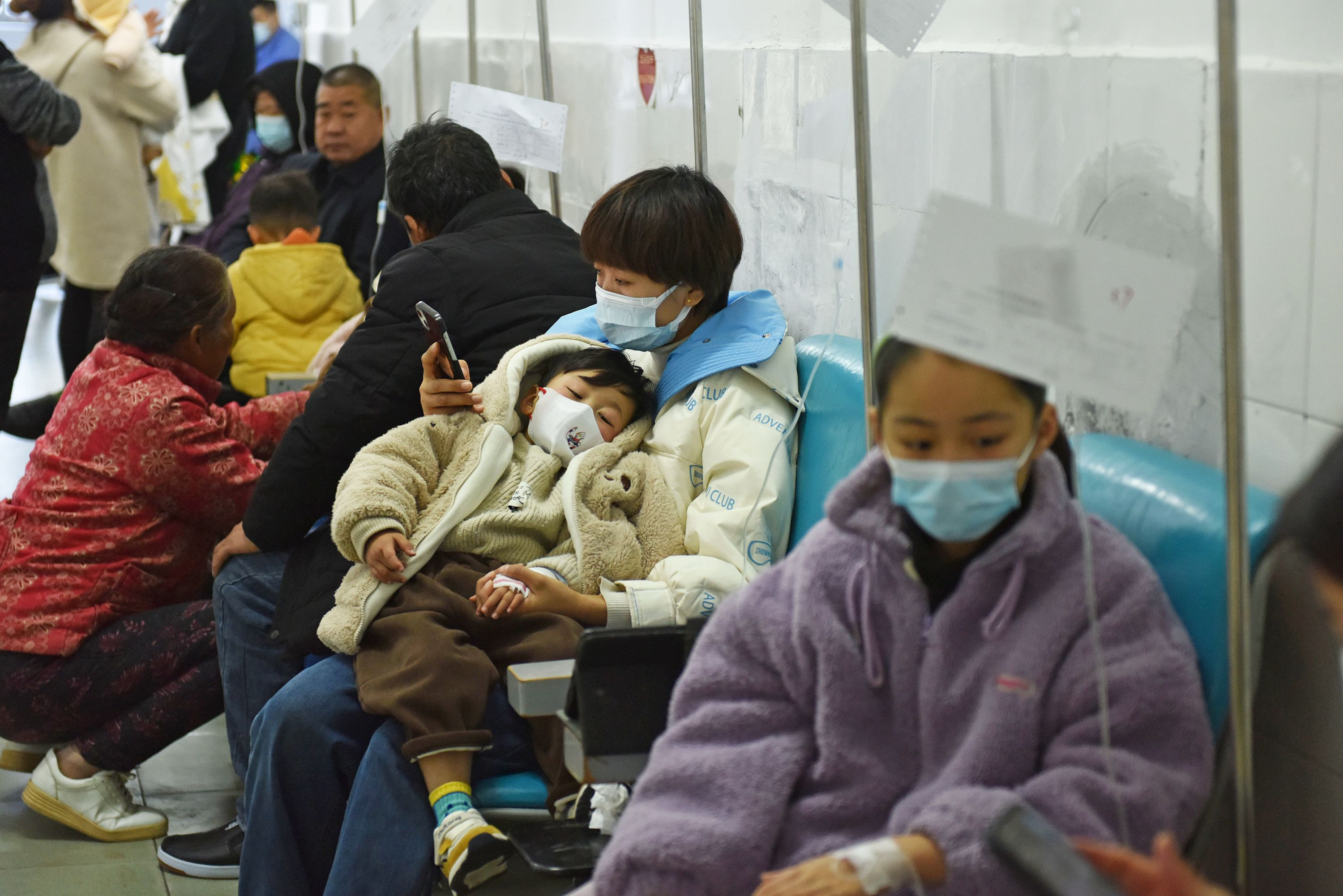 China's HMPV Surge: Is a New Respiratory Virus Outbreak Brewing?