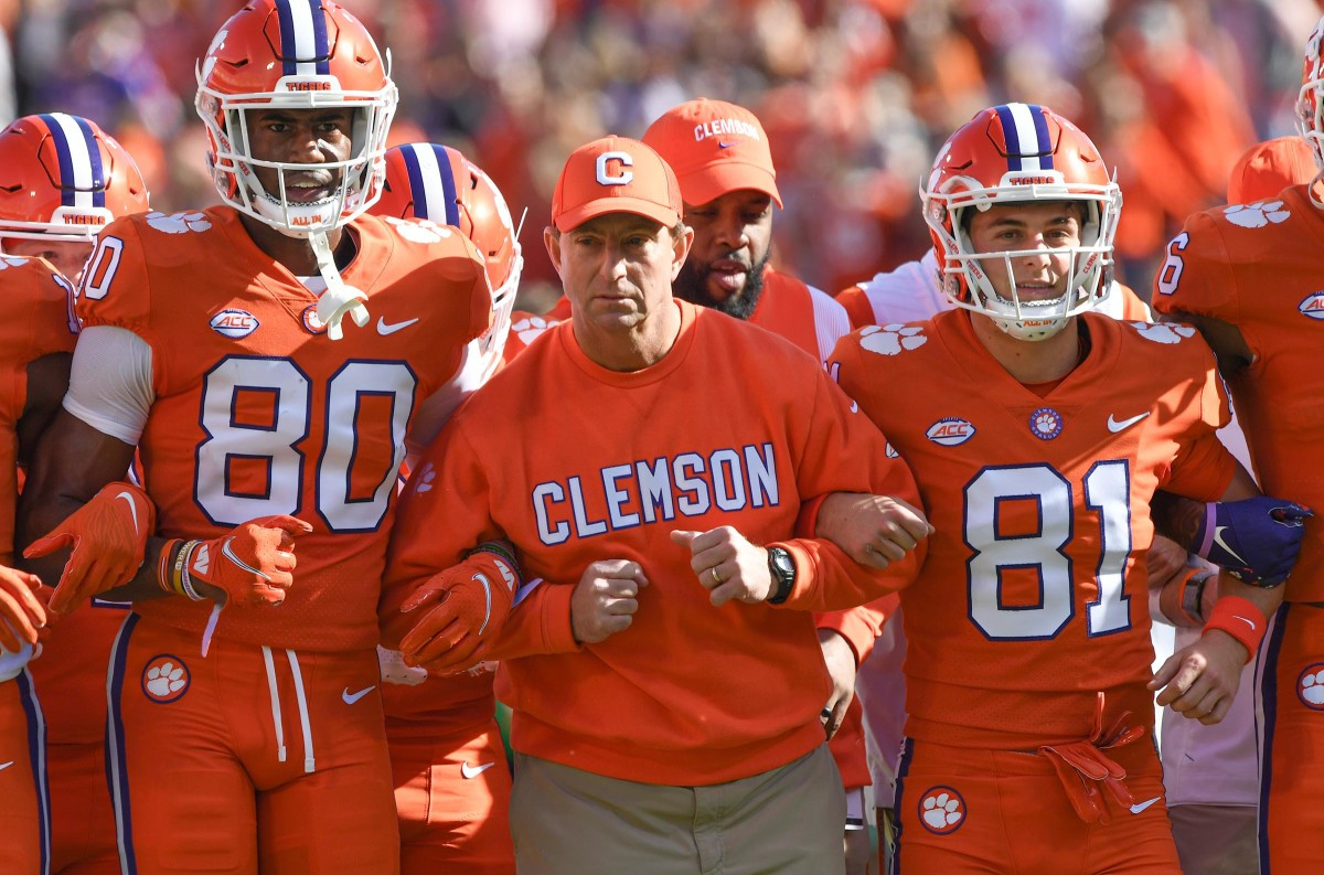 Clemson Football's November Challenge: Can They Finish What They Started in 2022?