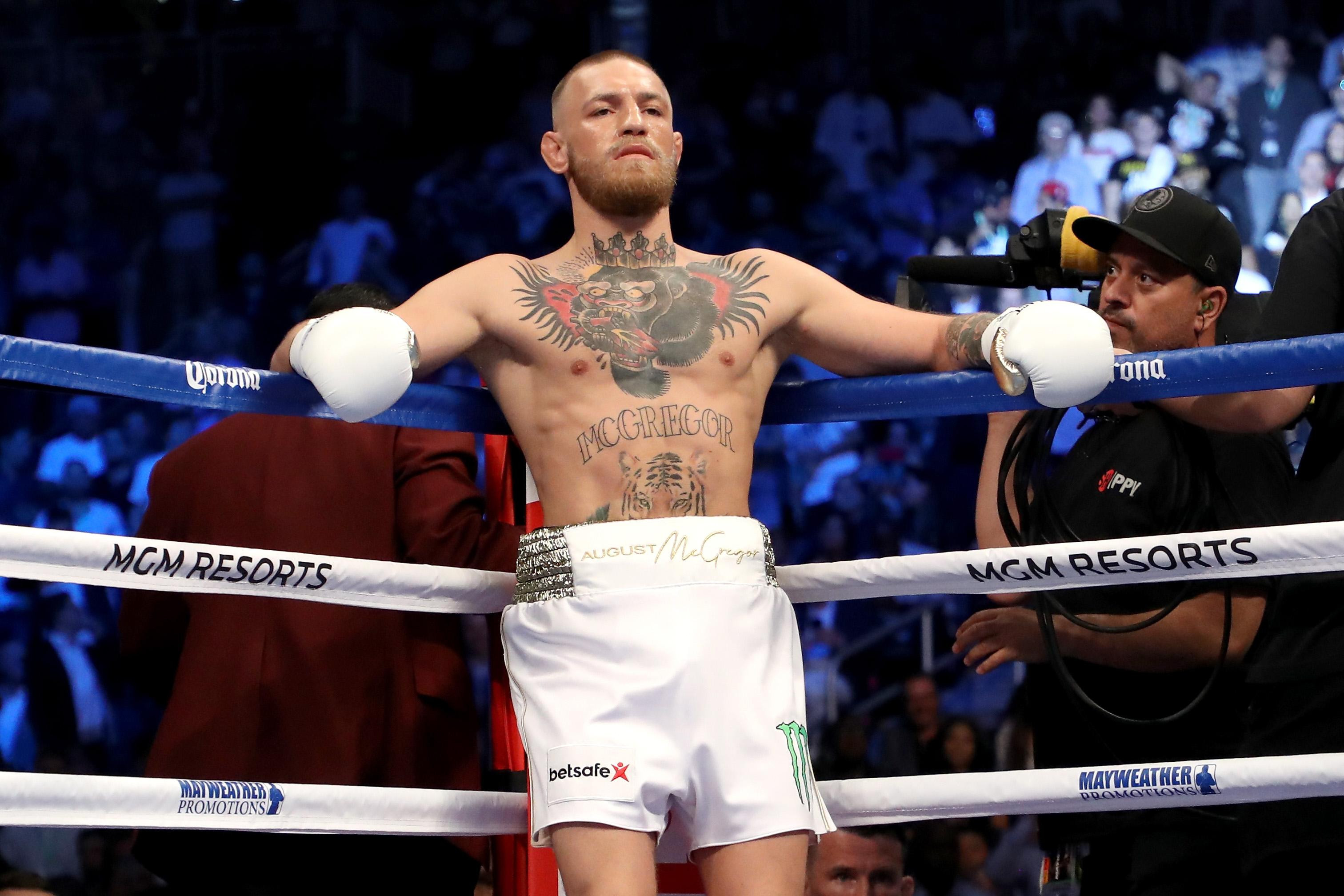 Conor McGregor Announces Shocking Boxing Match Against Logan Paul in India!