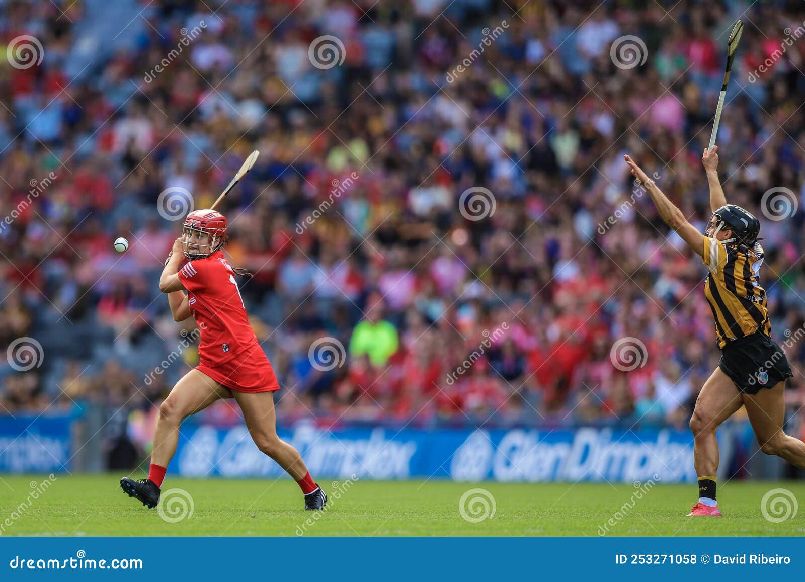 Cork Senior Camogie Championship: St Finbarr's Dominate Inniscarra to Reach Semifinals