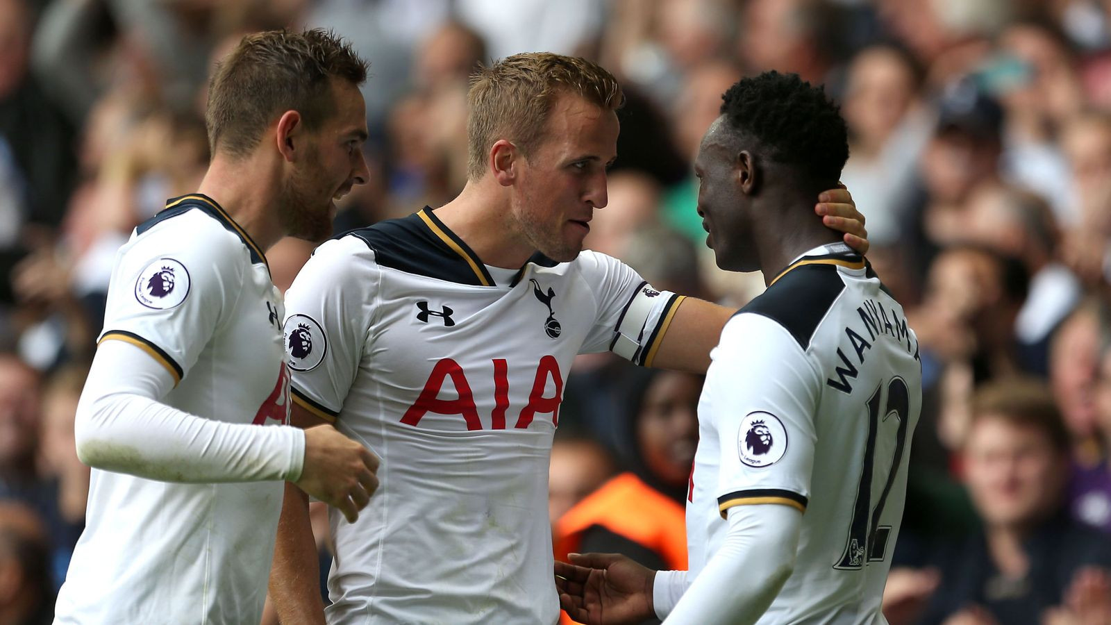 Crystal Palace Stun Tottenham with First Win of Season