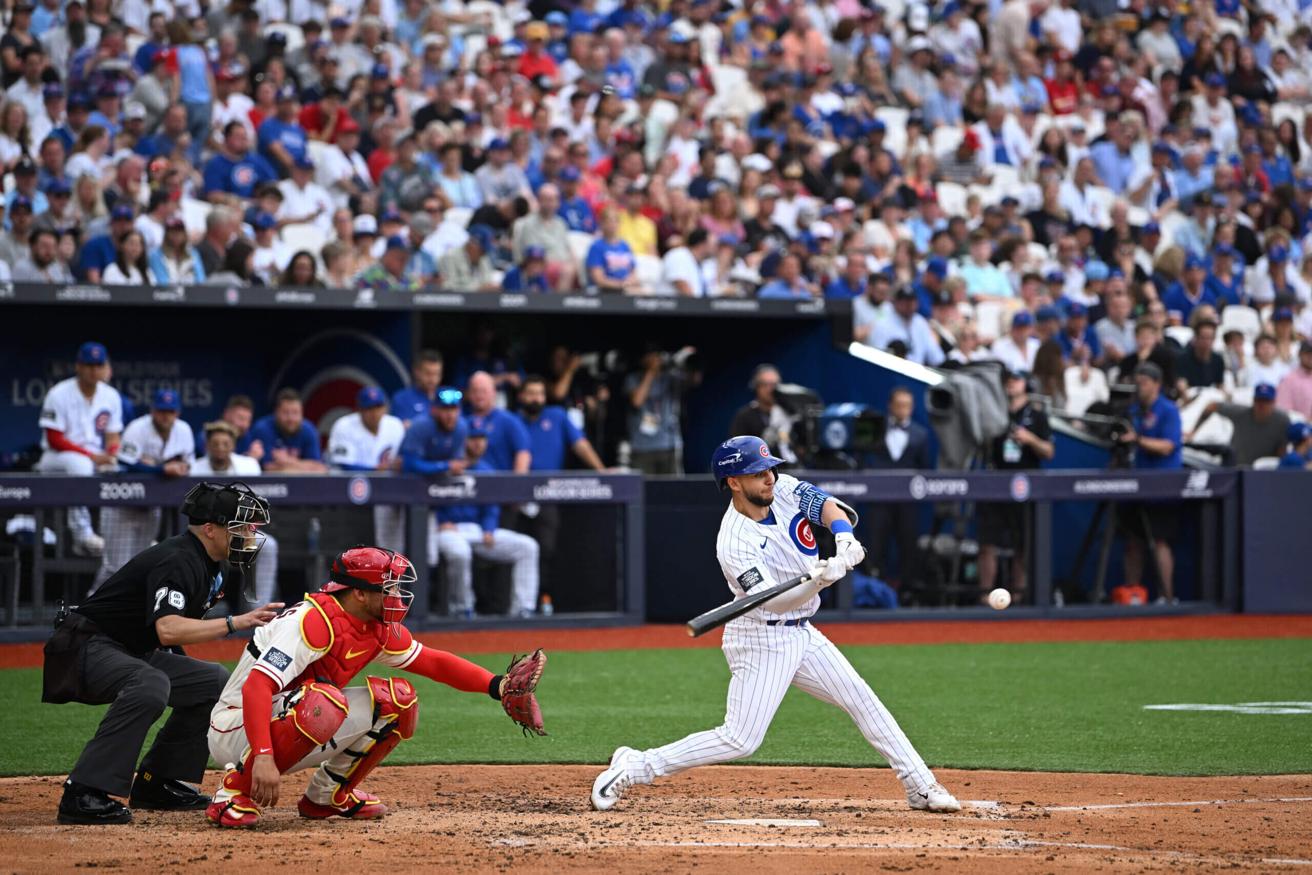 Cubs' Offense Explodes for 9 Runs, Wins 9-5 to Return Above .500