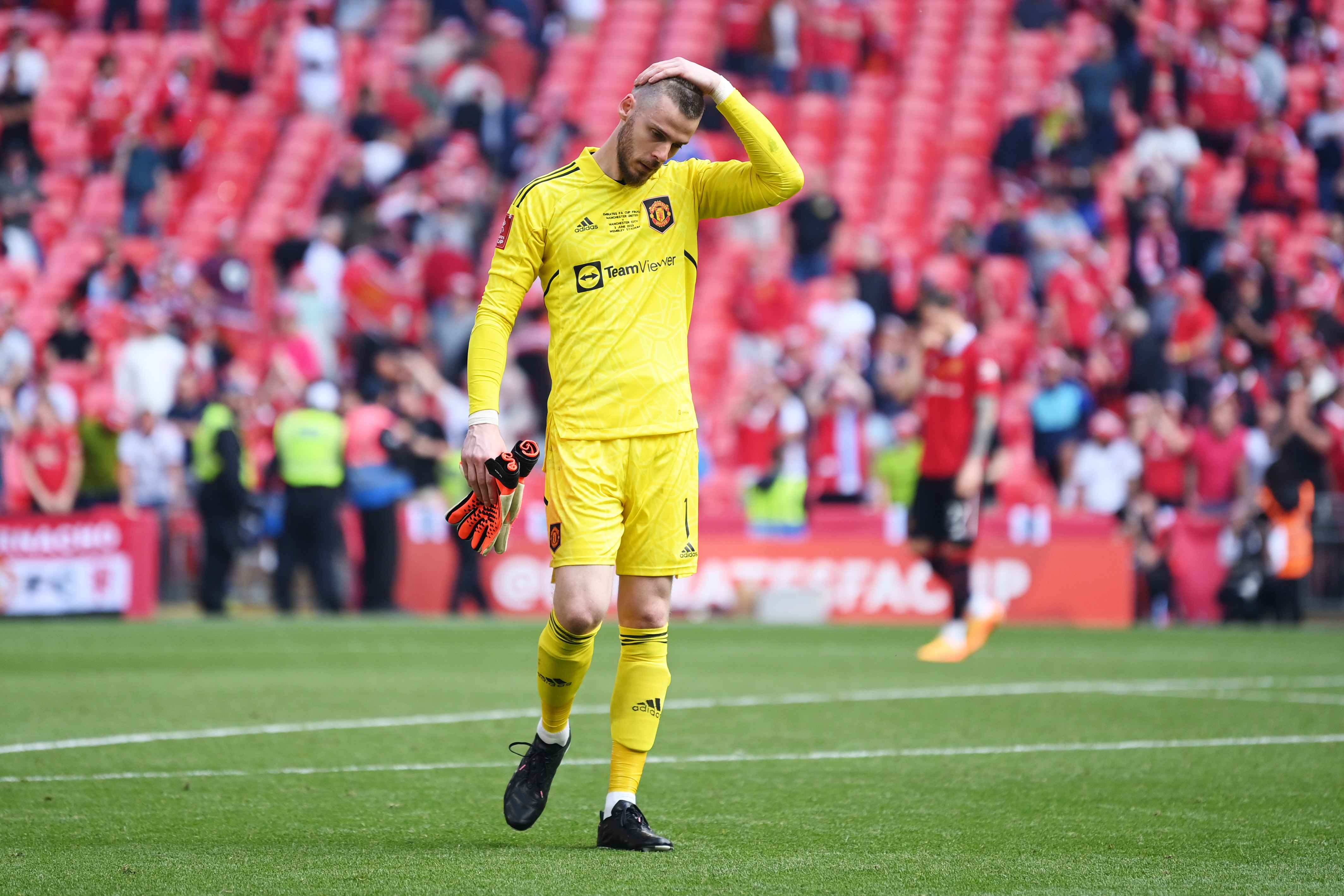 David de Gea's Fiorentina Debut: A Nightmare Start & 3-3 Draw with Puskas Akademia