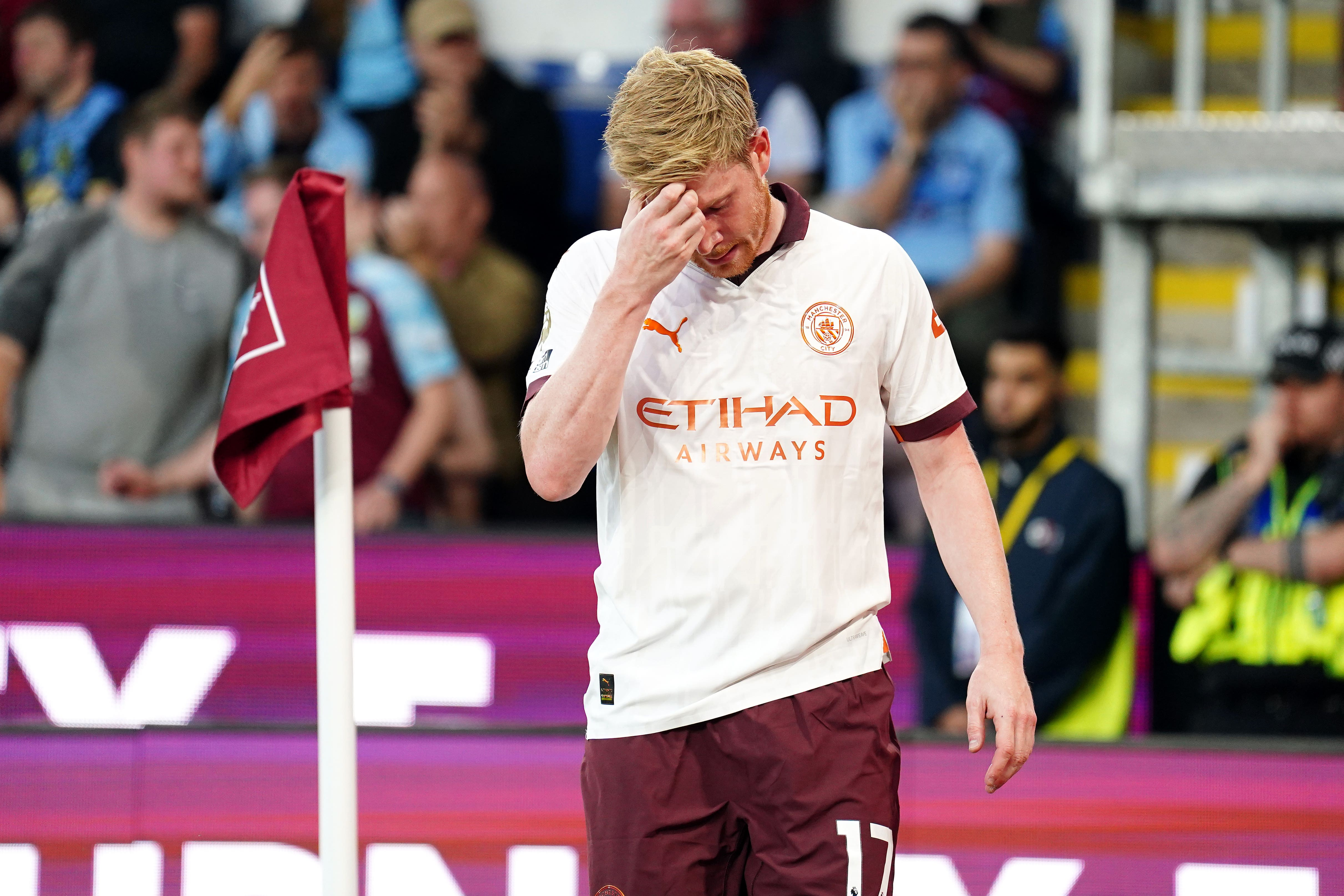 De Bruyne Injury Scare: Manchester City's Arsenal Showdown in Jeopardy?