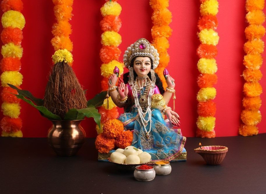 Diwali 2024: What to Buy for Lakshmi Puja This Year to Get Maa Lakshmi's Blessings