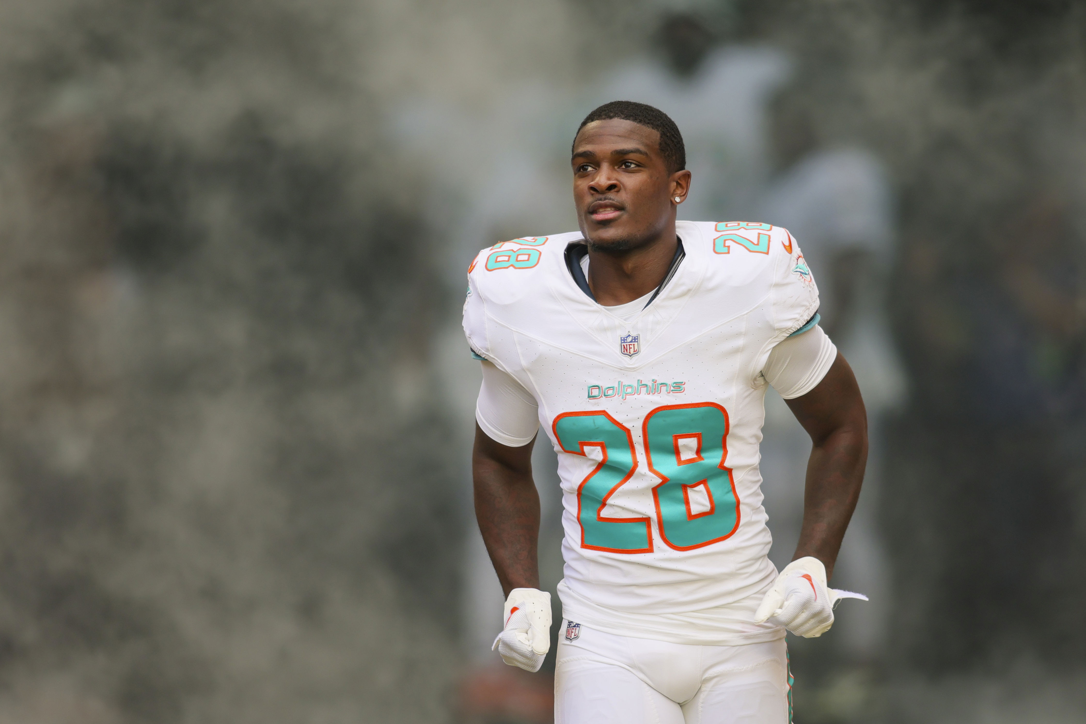 Dolphins RB De'Von Achane's Ankle Injury: Will He Play Against the Bills?