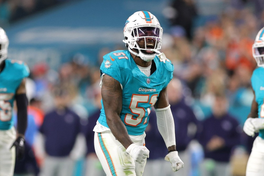 Dolphins vs. Titans: Will Tyler Huntley Save Miami's Season?