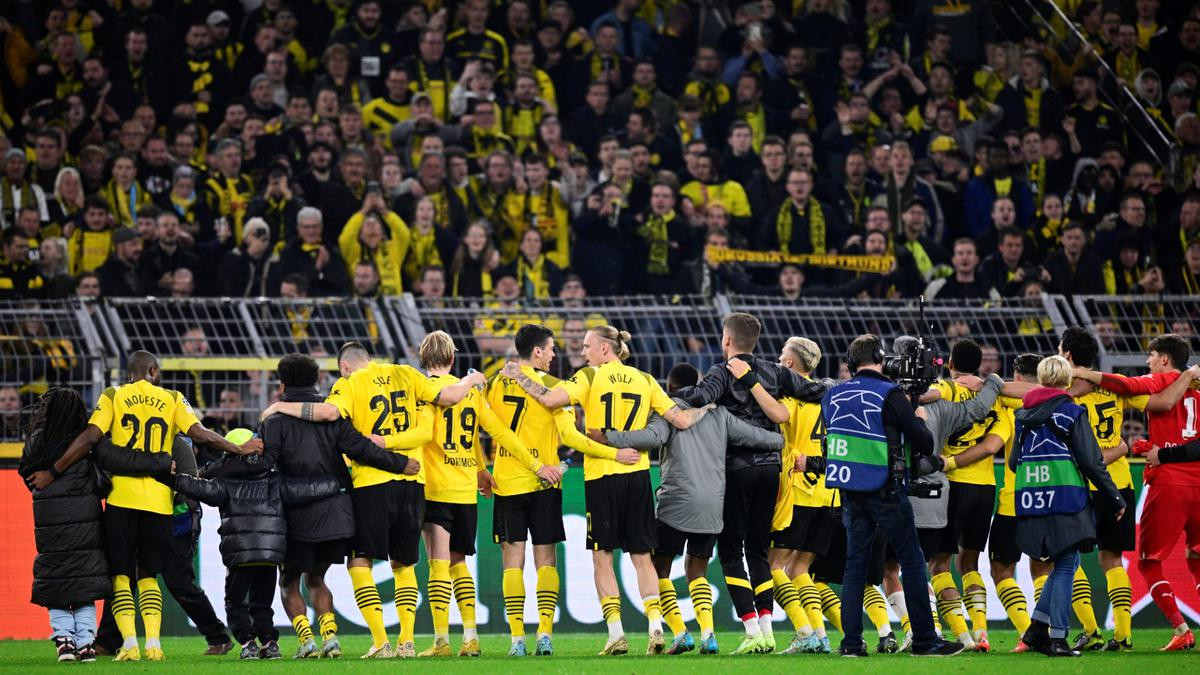 Dortmund's Stunning 3-0 Victory Over Sporting Lisbon: Champions League Knockout Stage Showdown!